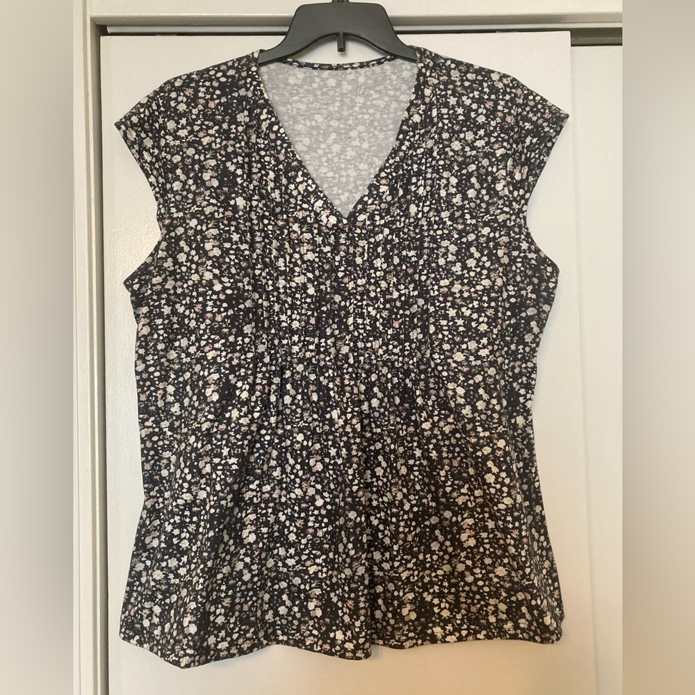 Floral Women's Top with Cap Sleeves